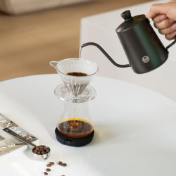 Timemore Black Mirror DOT (black) – egy kompakt barista skála bluetooth-vel