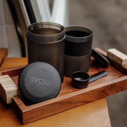 Wacaco Prestina (coal black) – hordozható kávékészítő